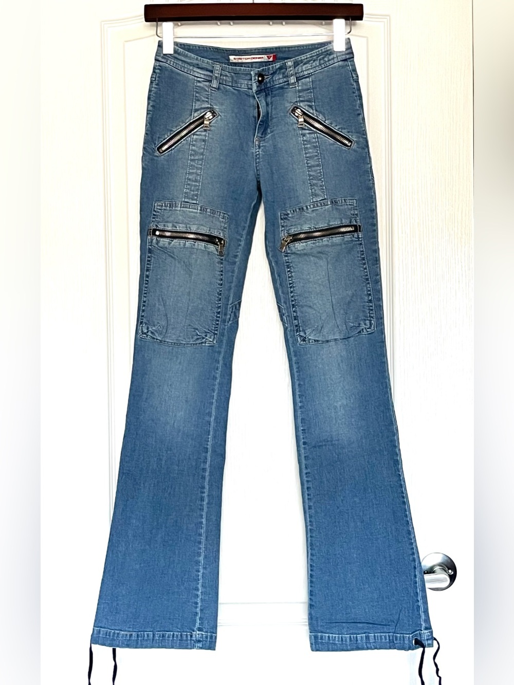 Vintage Guess USA Y2K Low Rise Flare Cargo Jeans Multi Zip Utility 26 Gorpcore